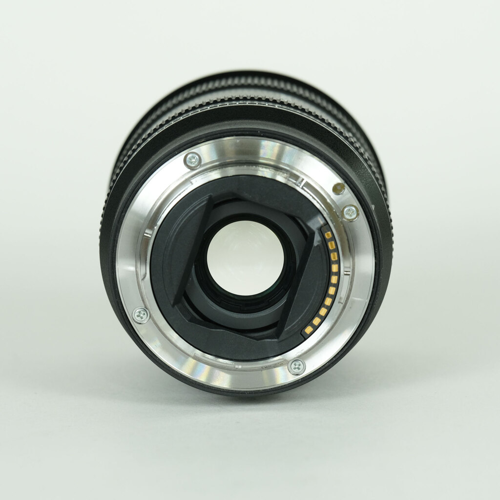 SONY FE 20mm F1.8 G SEL20F18G