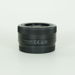 Panasonic LUMIX G VARIO 12-32mm / F3.5-5.6 ASPH. / MEGA O.I.S.