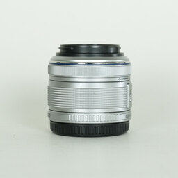 OLYMPUS M.ZUIKO DIGITAL 14-42mm F3.5-5.6IIR シルバー