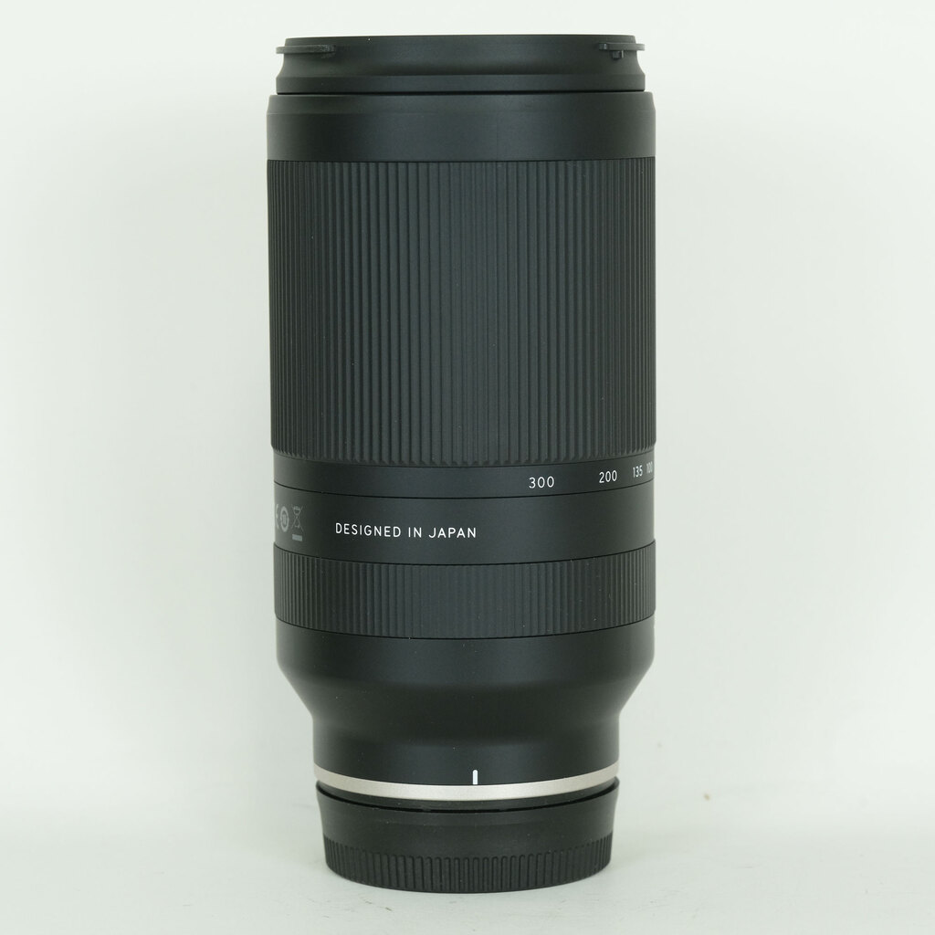 TAMRON 70-300mm F/4.5-6.3 Di III RXD (Model A047) [ソニーE用]