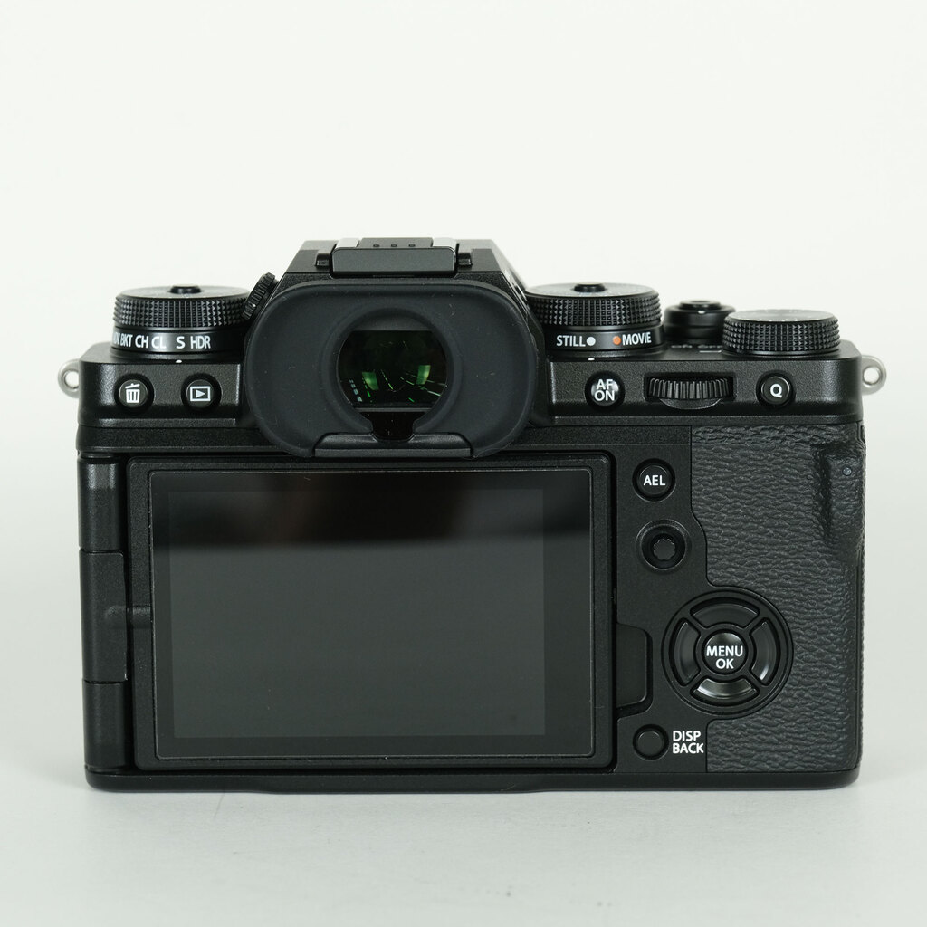 FUJIFILM X-T4