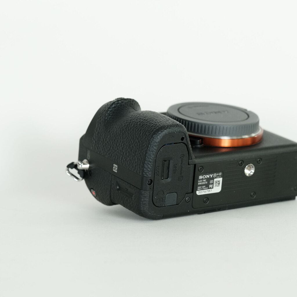 SONY α7 II（ILCE-7M2）