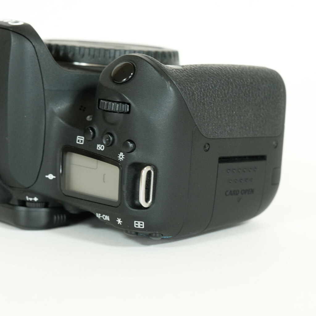 Canon EOS 9000D