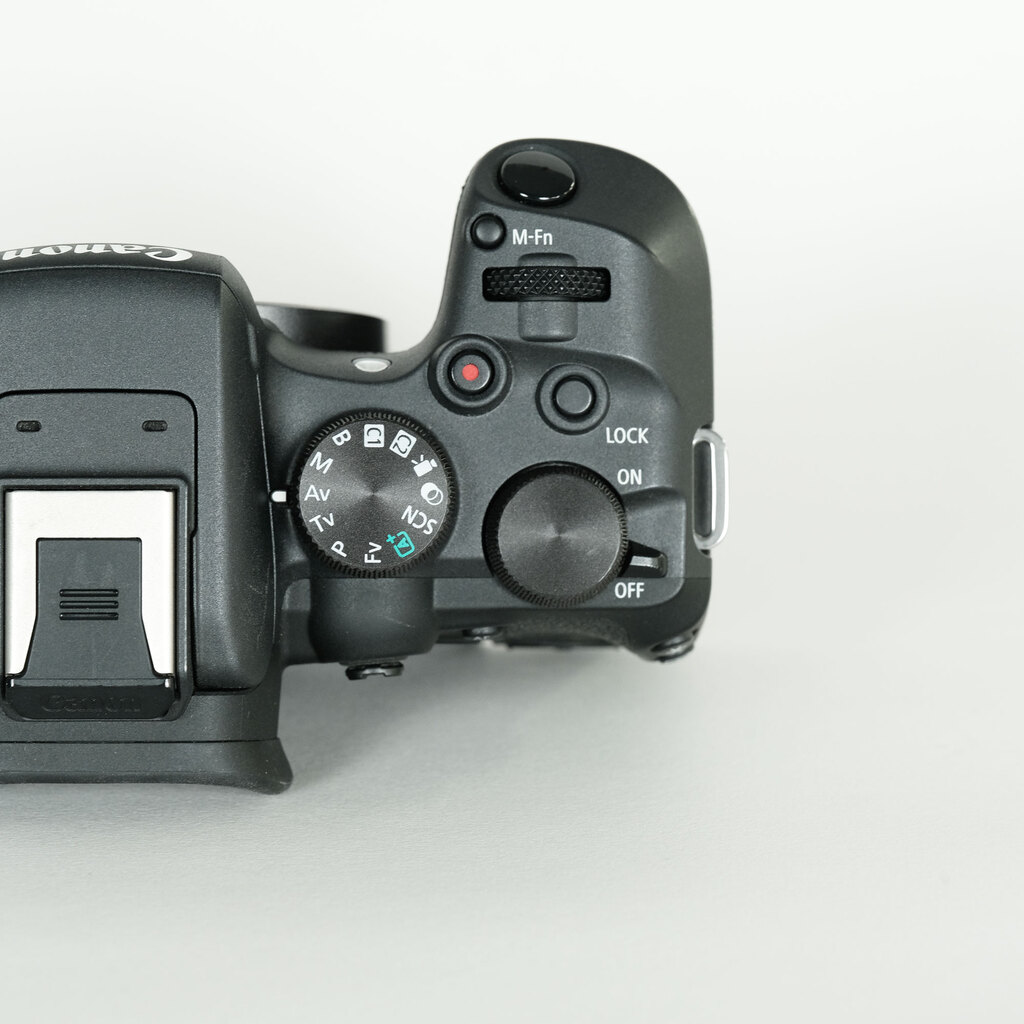 Canon EOS R10 Canon EOS R10