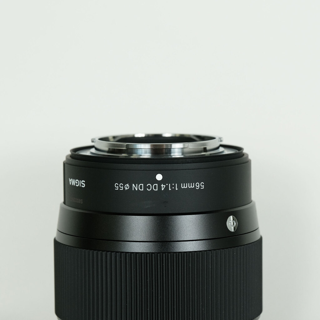 SIGMA 56mm F1.4 DC DN｜Contemporary [フジフイルムX用]