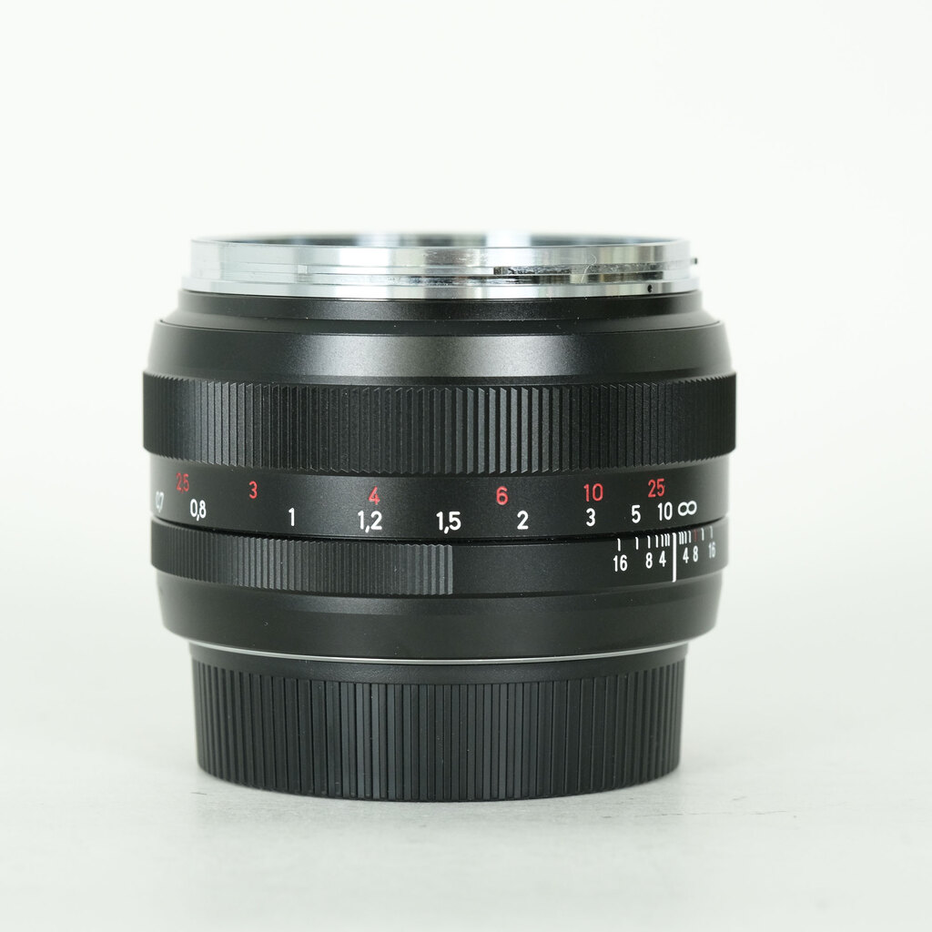Carl Zeiss Planar T* 50mm F1.4 ZE [キヤノンEF用]の出品 | ONE SCENE