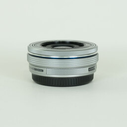 OLYMPUS M.ZUIKO DIGITAL ED 14-42mm F3.5-5.6 EZ シルバー