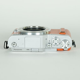 Panasonic LUMIX DC-GF90 ボディ オレンジ