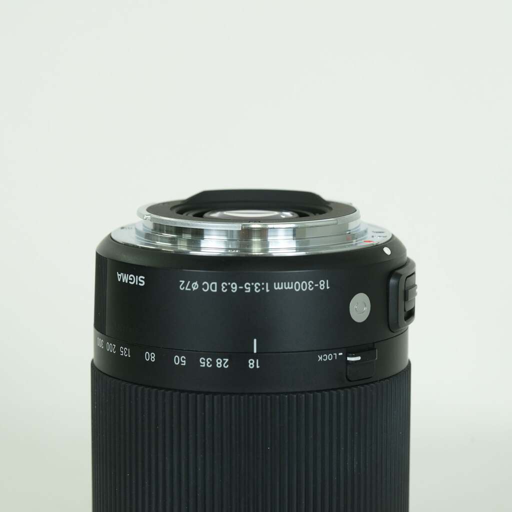 SIGMA 18-300mm F3.5-6.3 DC MACRO OS HSM｜Contemporary [キヤノンEF用]