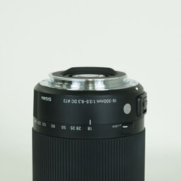 SIGMA 18-300mm F3.5-6.3 DC MACRO OS HSM｜Contemporary [キヤノンEF用]