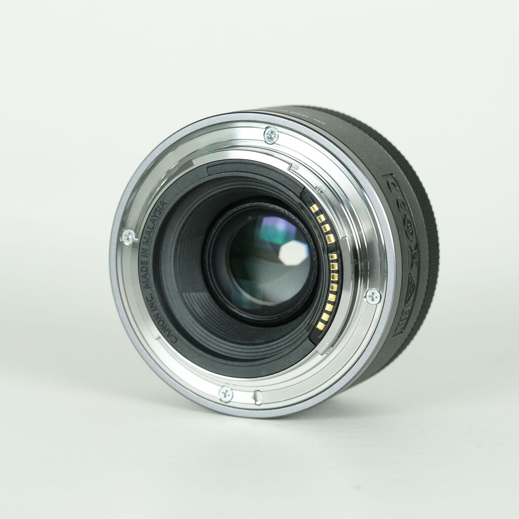 Canon RF50mm F1.8 STMの出品 | ONE SCENE（ワンシーン）