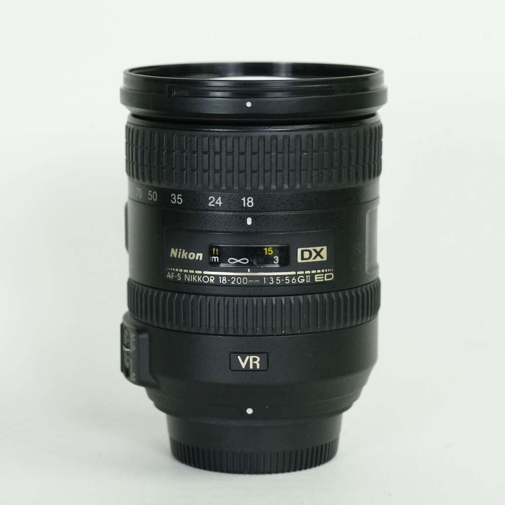Nikon AF-S DX NIKKOR 18-200mm F3.5-5.6G ED VR II