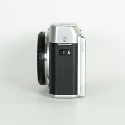 FUJIFILM X-A3 ボディ  シルバー