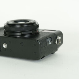 FUJIFILM X100V ブラック
