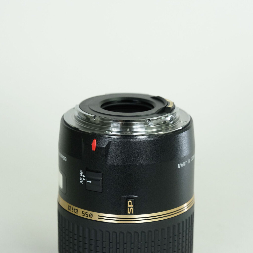 TAMRON SP 60mm F2 DiII MACRO 1:1/Model G005E(キヤノンEF用)