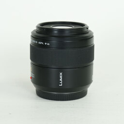Panasonic LEICA DG MACRO-ELMARIT 45mm F2.8 ASPH. MEGA O.I.S.