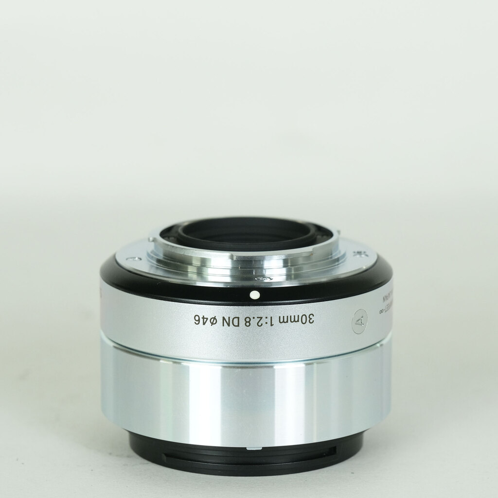 SIGMA A 30mm F2.8 DN (マイクロフォーサーズ用)シルバー