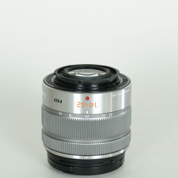 Panasonic LUMIX G VARIO 14-42mm F3.5-5.6II ASPH. MEGA O.I.S.  シルバー    H-FS1442A-S