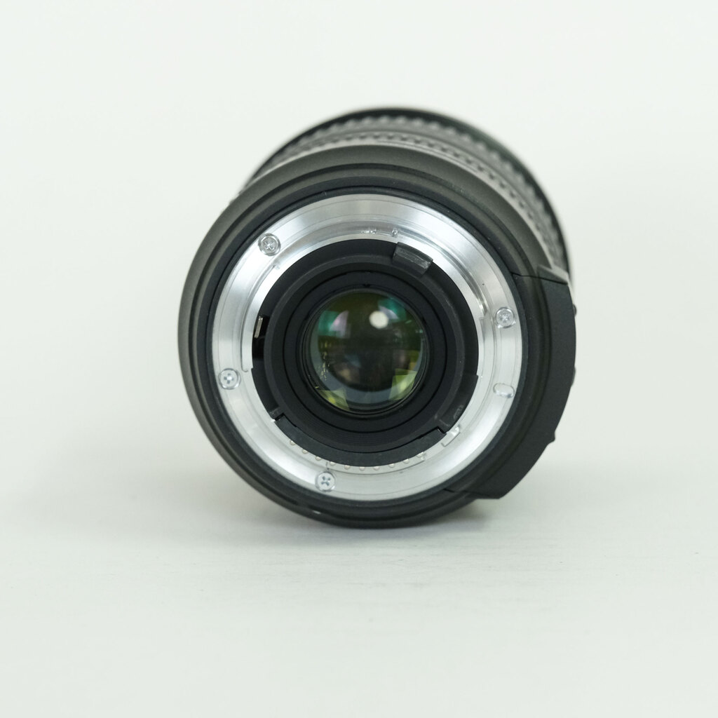 Nikon AF-S DX VR Zoom-Nikkor 18-200mm F3.5-5.6G IF-ED