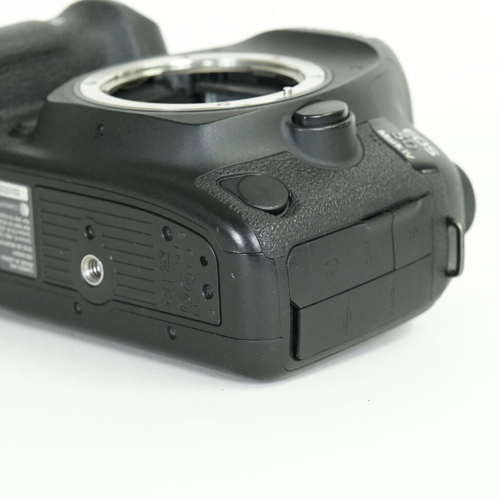 Canon EOS 5D Mark IV Canon EOS 5D Mark IV