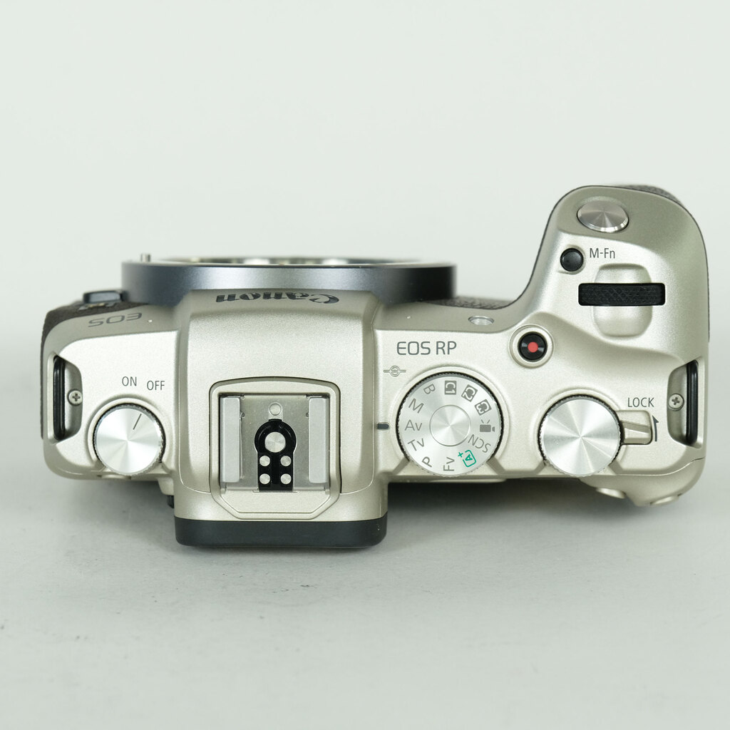 【おまけ付き】Canon EOS RPボディ Canon EOS RP ボディ ゴールドの出品 | ONE SCENE（ワンシーン）
