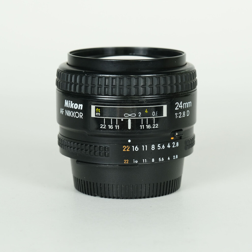 Nikon Ai AF Nikkor 24mm F2.8D