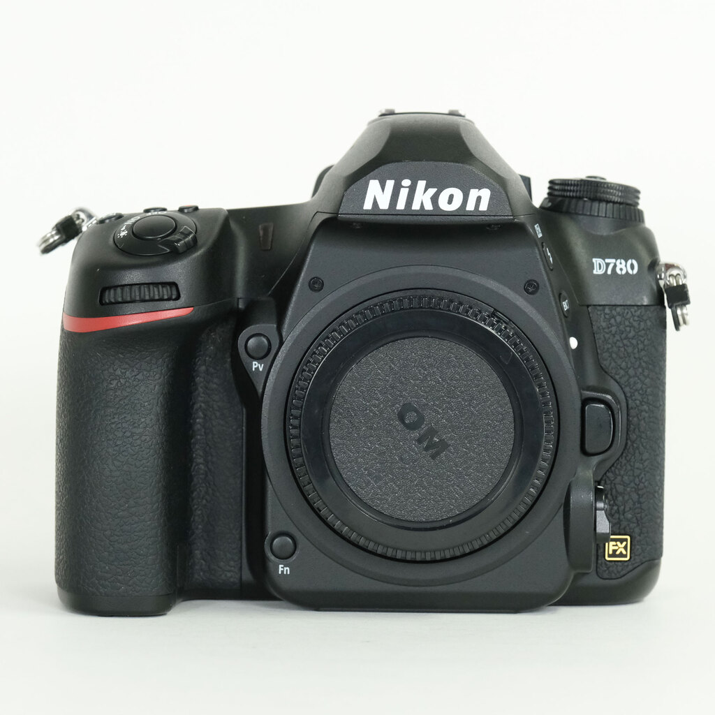 Nikon D780