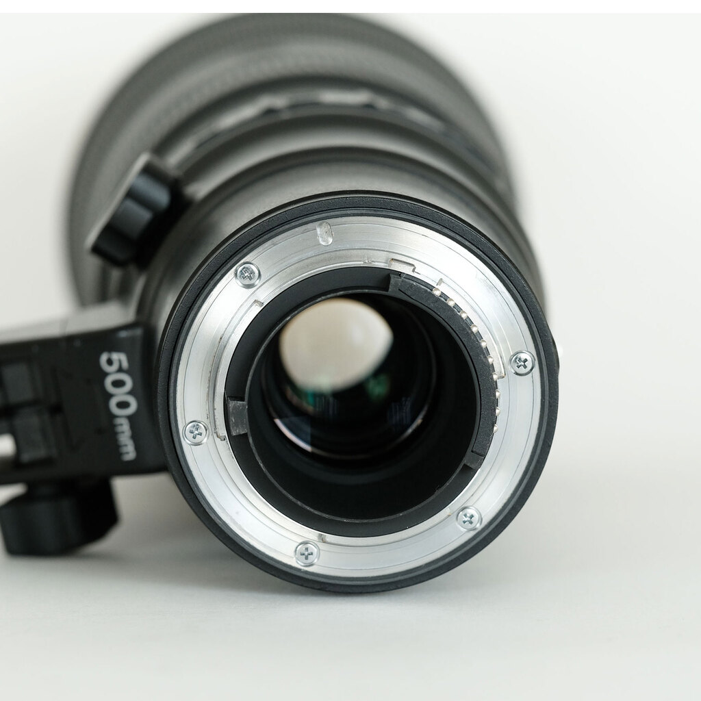 Nikon AF-S NIKKOR 500mm f/5.6E PF ED VR