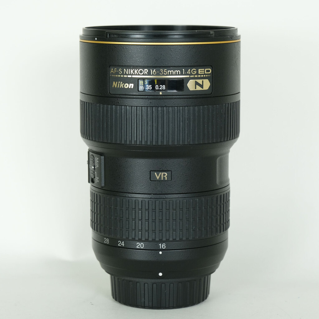 Nikon AF-S NIKKOR 16-35mm F4 G ED VR
