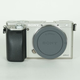 SONY α6000(ILCE-6000) SONY α6000(ILCE-6000)