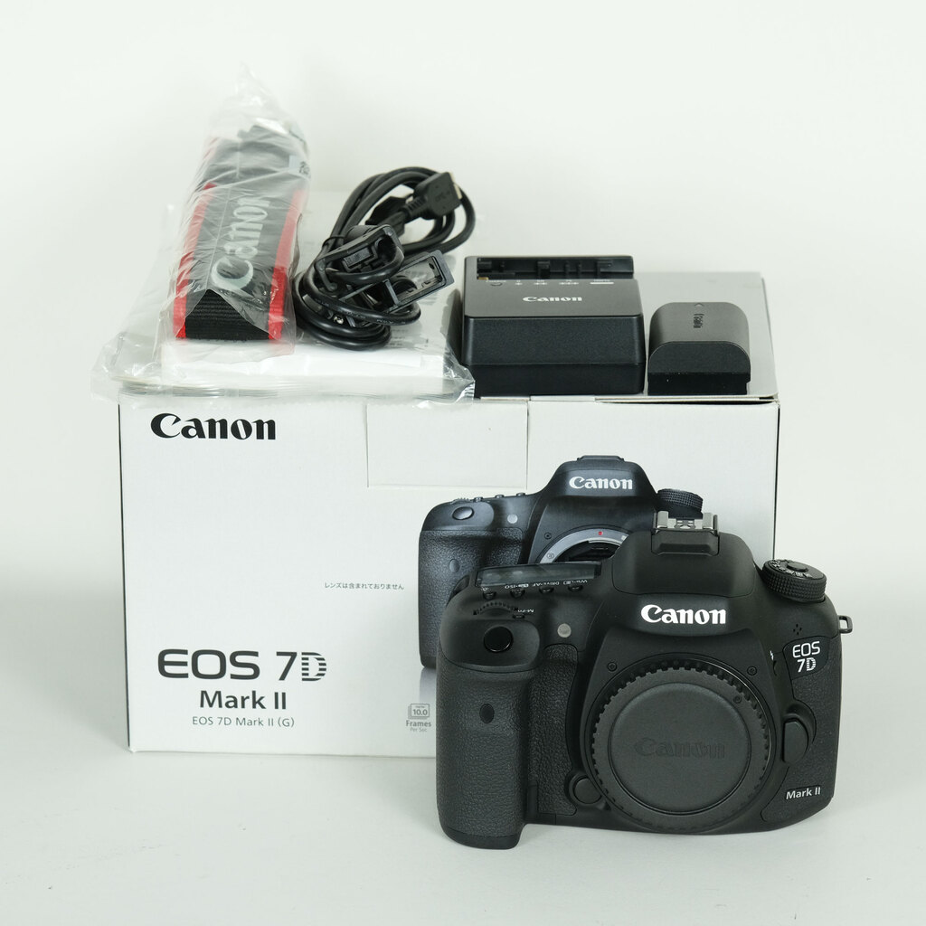Canon EOS 7D Mark II Canon EOS 7D Mark II