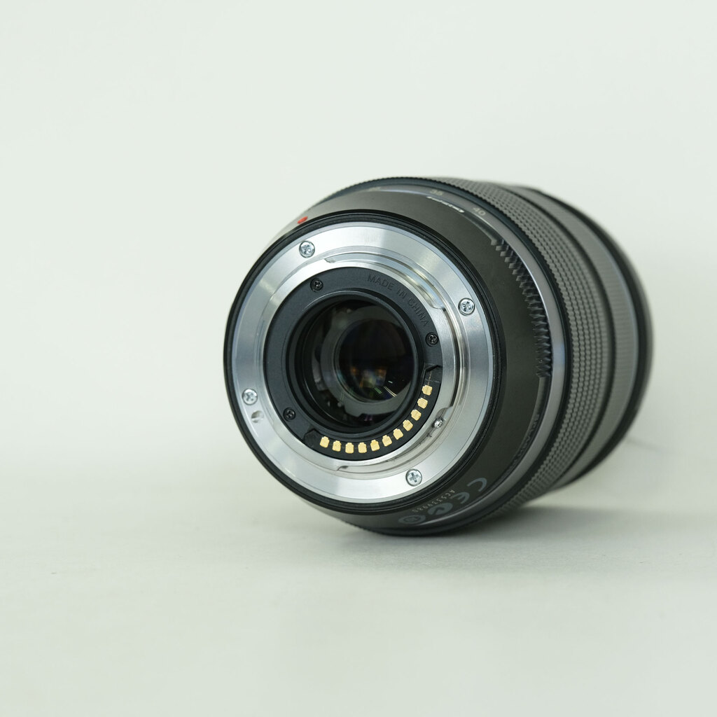 OLYMPUS M.ZUIKO DIGITAL ED 12-40mm F2.8 PRO OLYMPUS M.ZUIKO DIGITAL ED 12-40mm F2.8 PRO