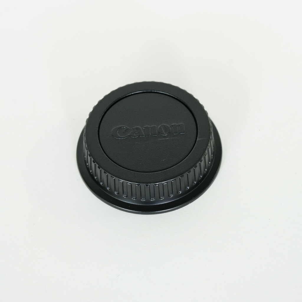 Canon EF100mm F2 USM Canon EF100mm F2 USM