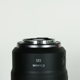 Canon RF135mm F1.8 L IS USM