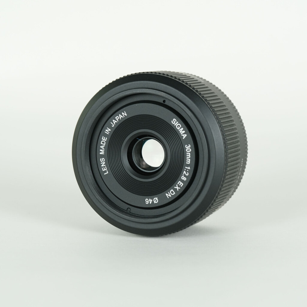 SIGMA 30mm F2.8 EX DN [マイクロフォーサーズ用]の出品 | ONE SCENE