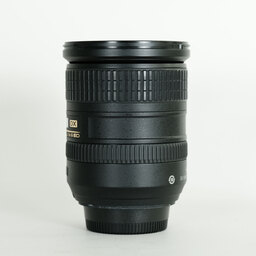 Nikon AF-S DX VR Zoom-Nikkor 18-200mm F3.5-5.6G IF-ED