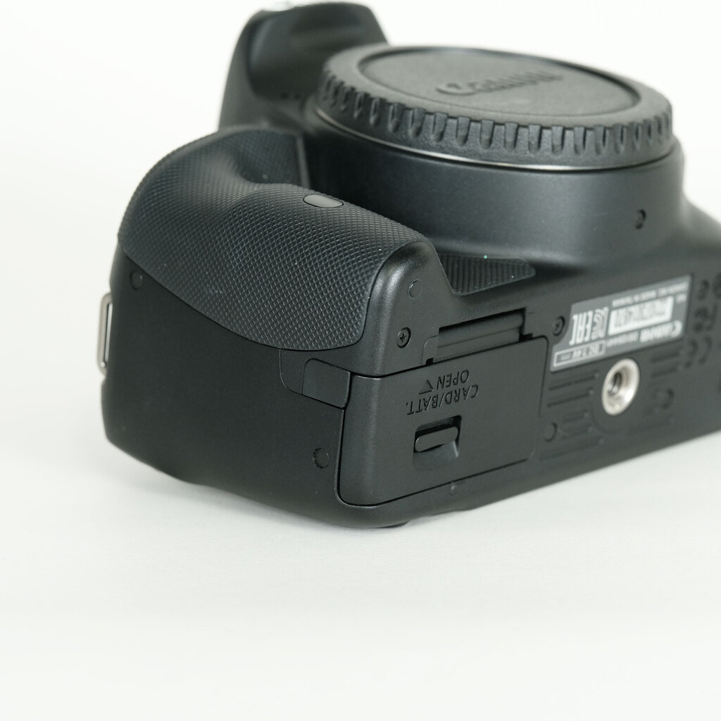 Canon EOS Kiss X7の出品 | ONE SCENE（ワンシーン）