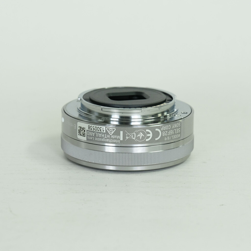 SONY E 16mm F2.8 SEL16F28