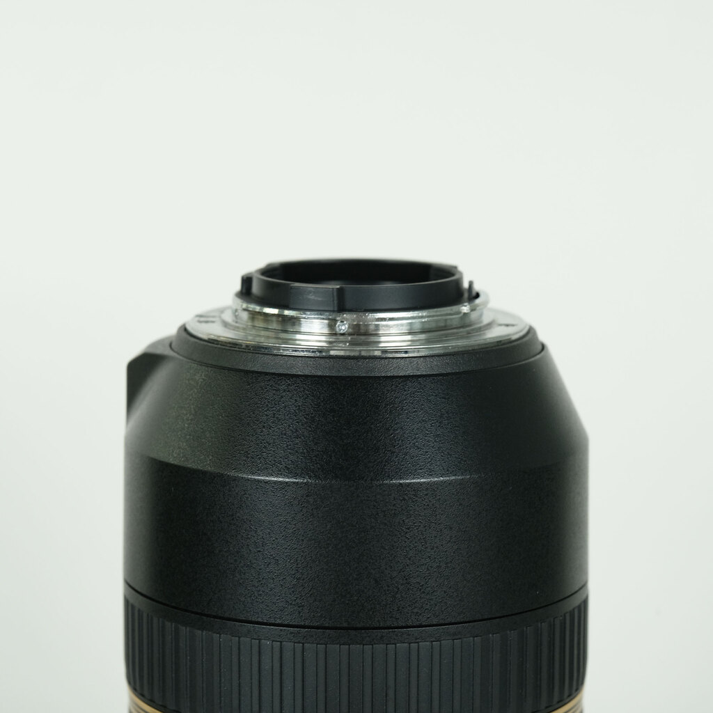 TAMRON SP 70-300mm F4-5.6 Di VC USD/Model A005NII(ニコン用) TAMRON SP 70-300mm F4-5.6 Di VC USD/Model A005NII(ニコン用)
