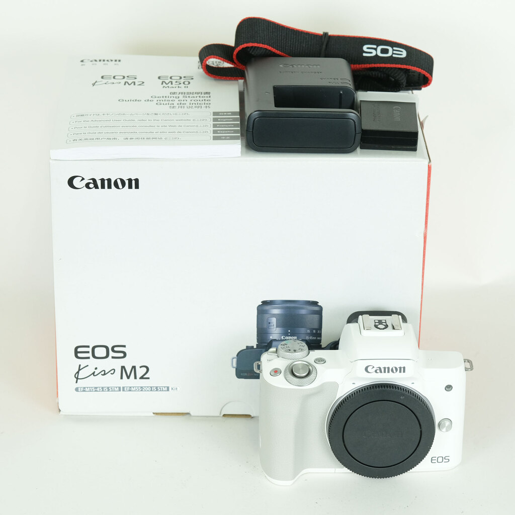 Canon EOS Kiss M2