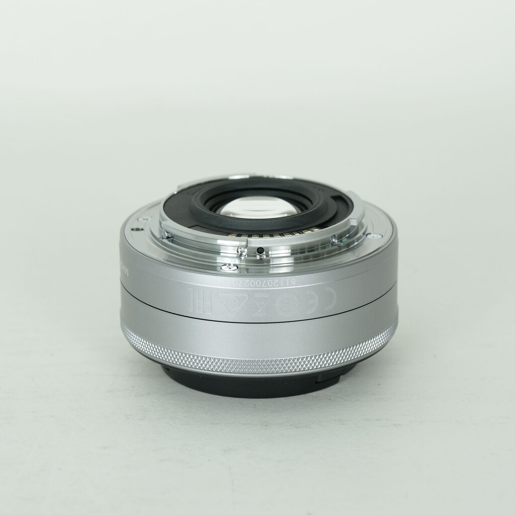 Canon EF-M22mm F2 STM