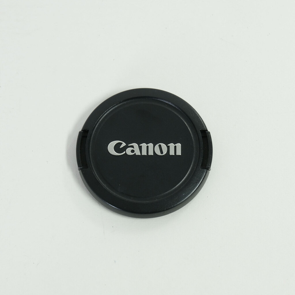 Canon EF-S18-55mm F4-5.6 IS STM