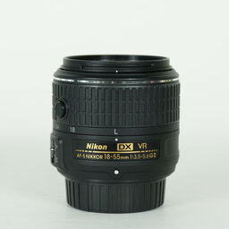 Nikon AF-S DX NIKKOR 18-55mm f3.5-5.6G VR II Nikon AF-S DX NIKKOR 18-55mm f3.5-5.6G VR II