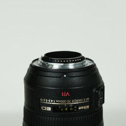 Nikon AF-S VR Zoom-Nikkor 70-300mm F4.5-5.6G IF-ED