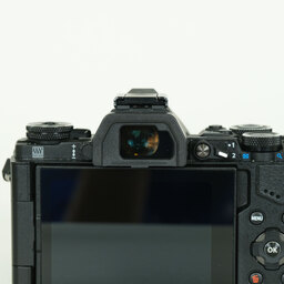 OLYMPUS OM-D E-M5 Mark II