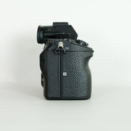 SONY α7 III（ILCE-7M3）