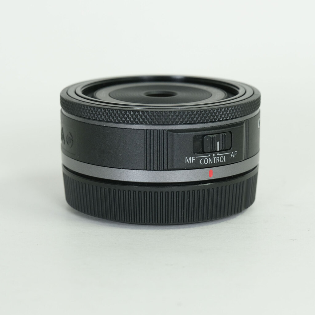 Canon RF28mm F2.8 STM