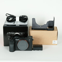 SONY α7C II（ILCE-7CM2）