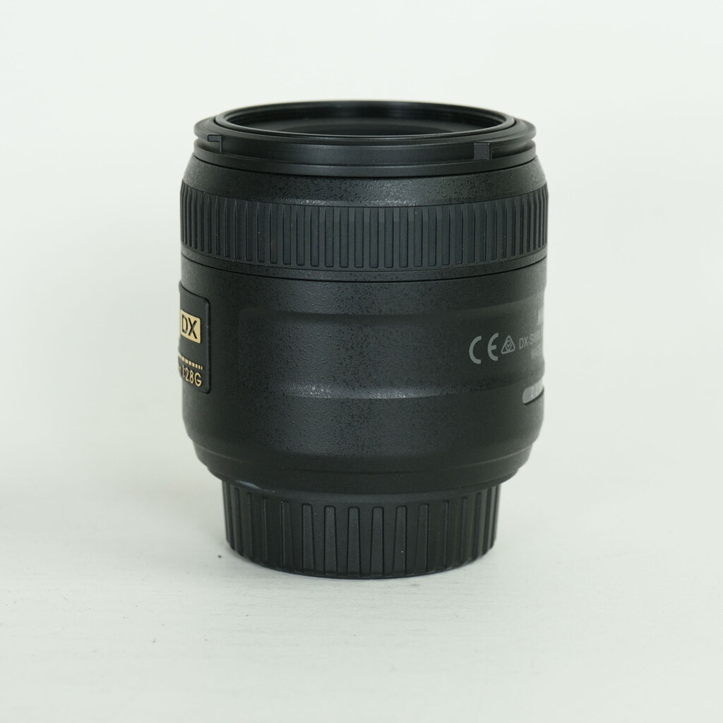 Nikon AF-S DX Micro NIKKOR 40mm f/2.8G