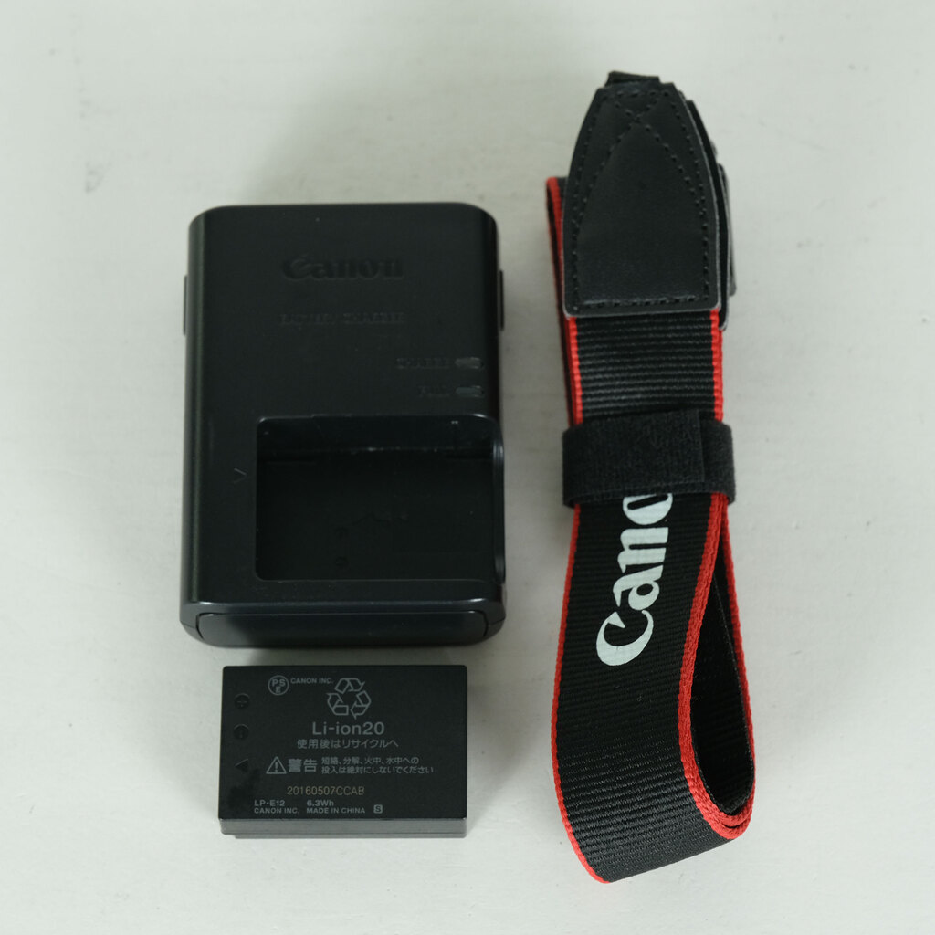 Canon EOS Kiss X7